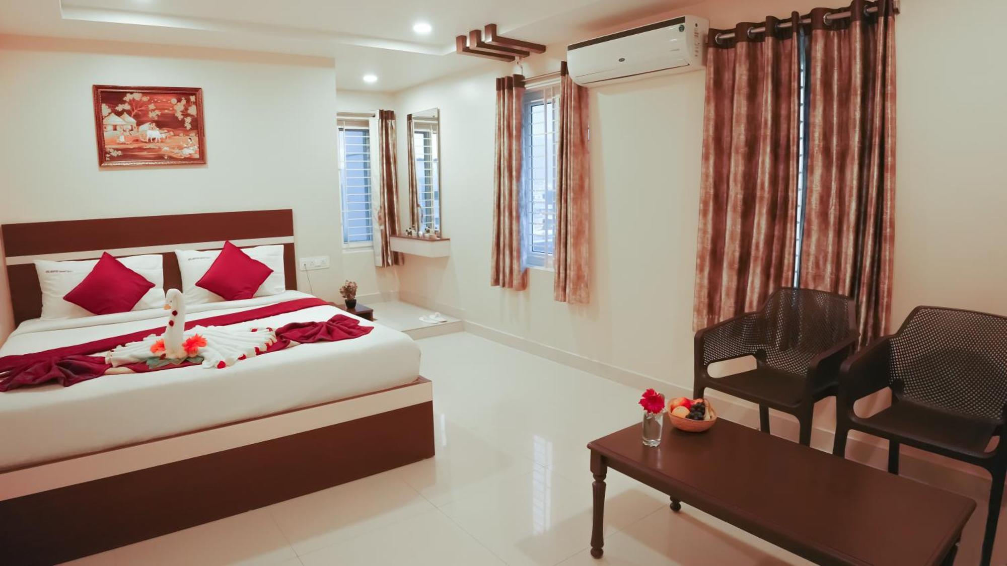 טירופאטי Hotel Mountview Comforts מראה חיצוני תמונה