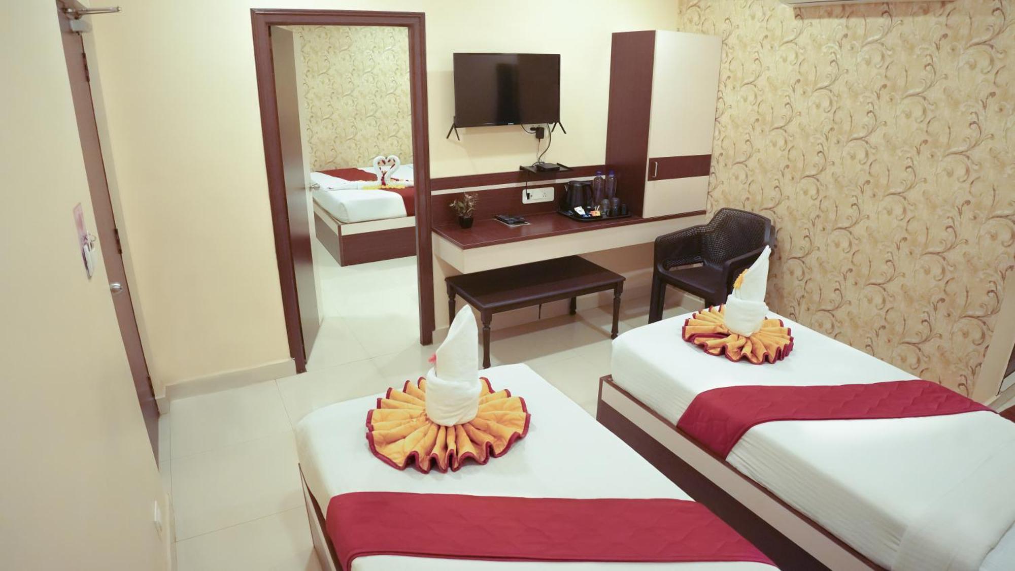 טירופאטי Hotel Mountview Comforts מראה חיצוני תמונה