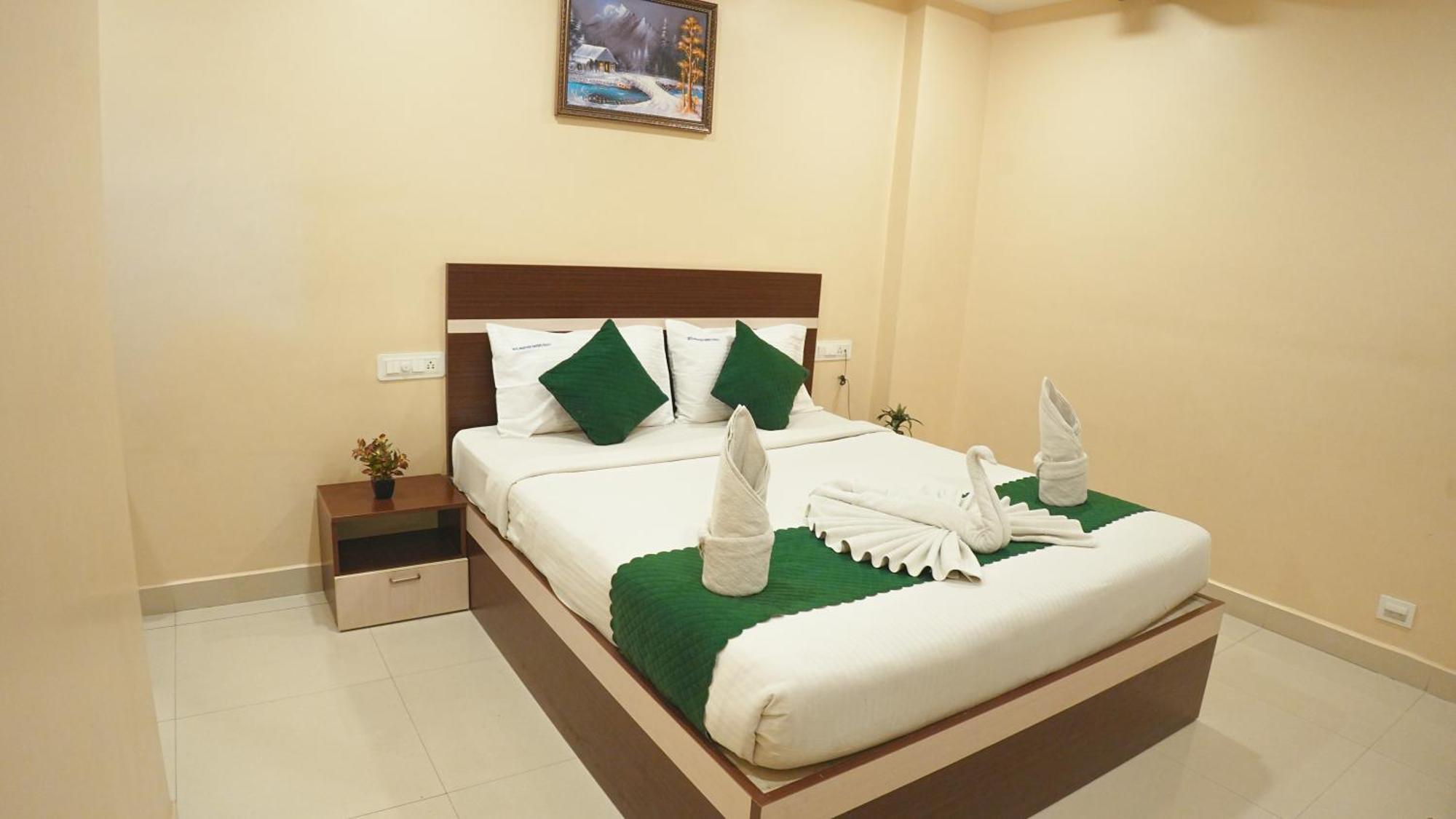 טירופאטי Hotel Mountview Comforts מראה חיצוני תמונה