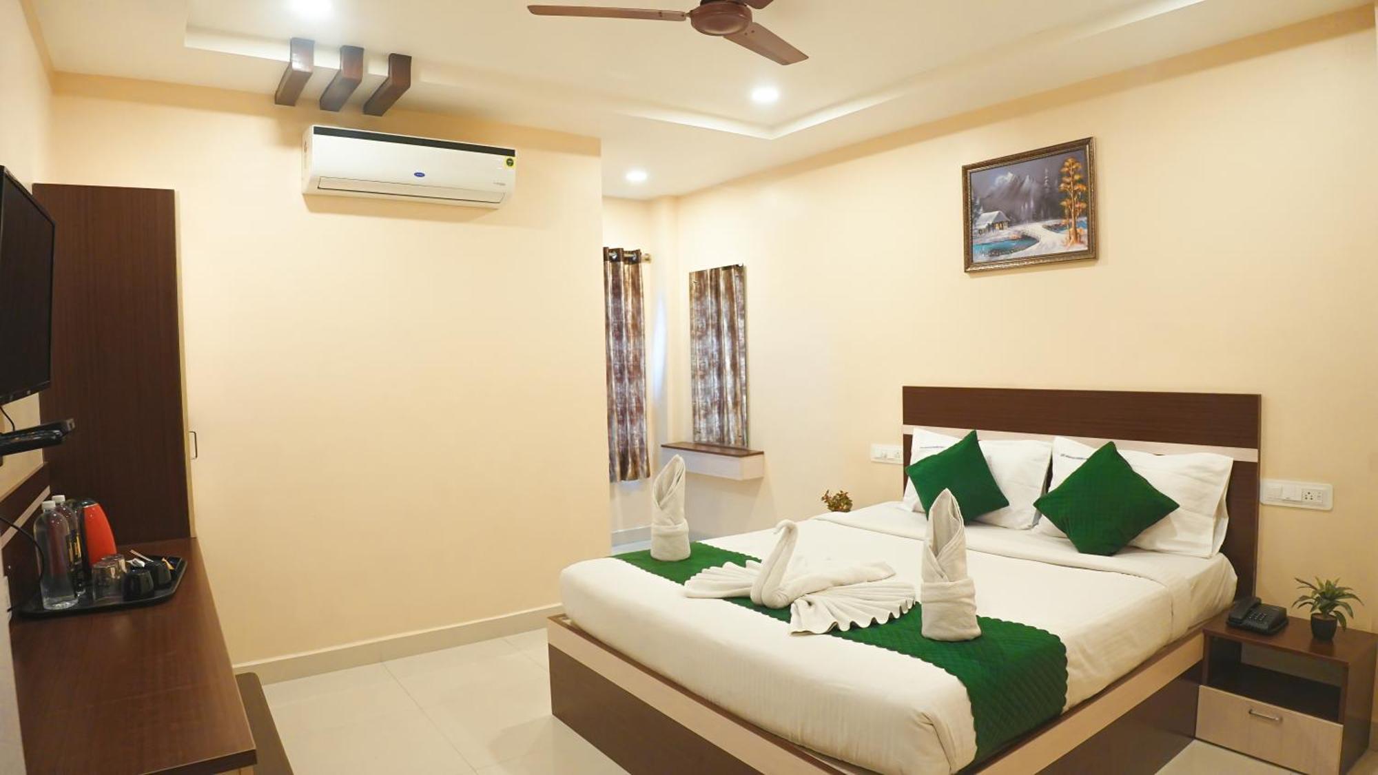 טירופאטי Hotel Mountview Comforts מראה חיצוני תמונה